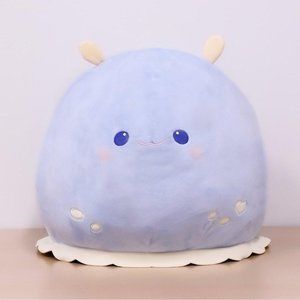 Toreba Exclusive - Round Super Big Sea Slug Plush